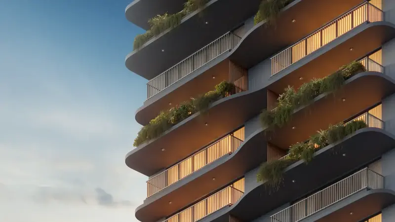 Detalhe da fachada com sacadas e jardineiras